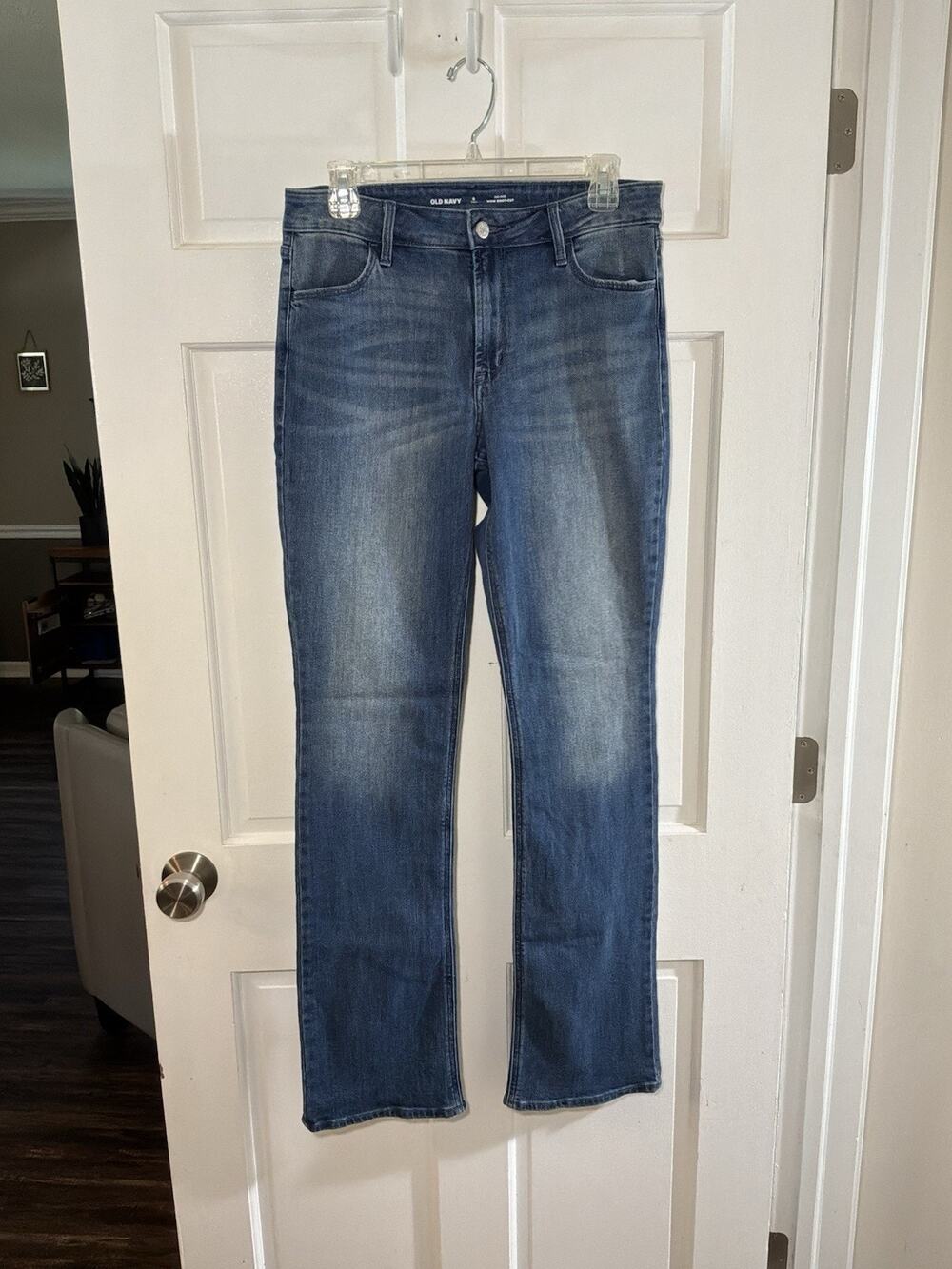 Ladies Old Navy WOW Boot Cut Mid Rise Jeans Size 8 Tall